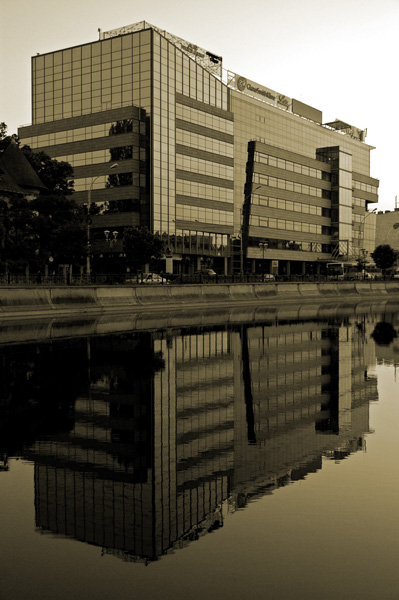 reflected_office_building_II