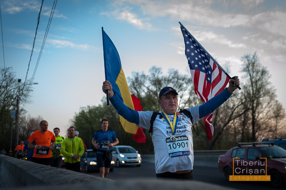 Omagiu adus victimelor de la Maratonul din Boston