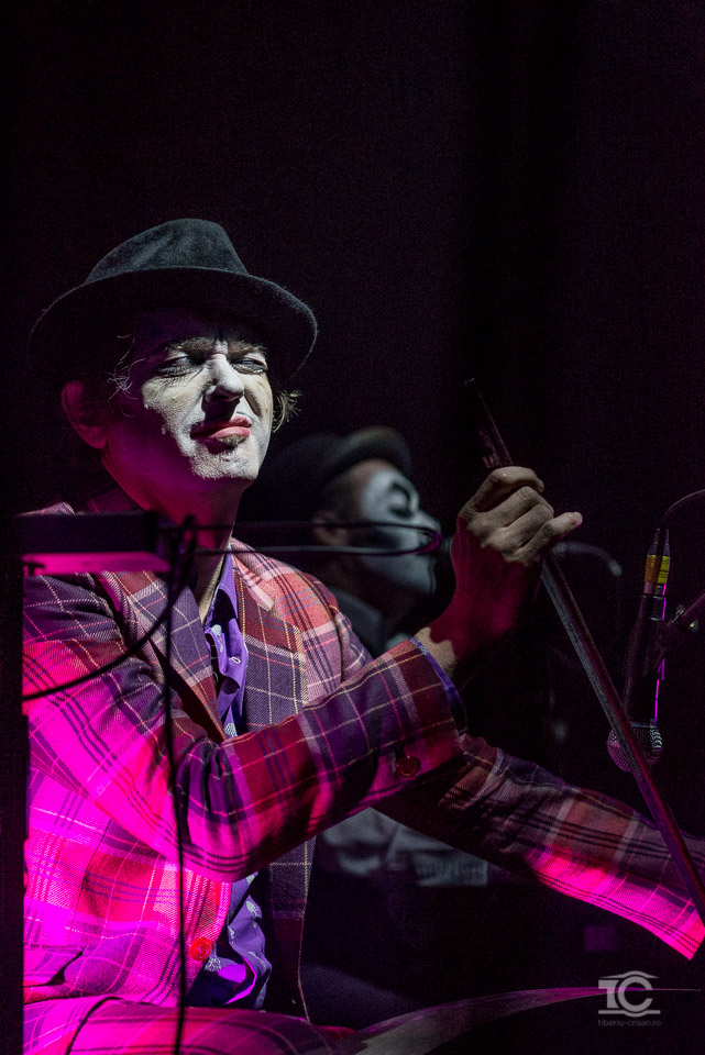 Adrian Stout  si  Martyn Jacques de la Tiger Lillies live la Cluj